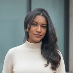 Retrato de Jaqueline Moura